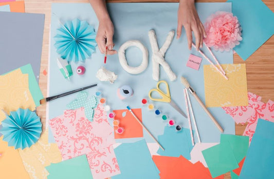 Papiertüten mit Kindern basteln