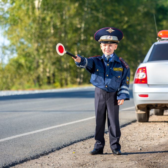 Räuber und Gendarm – Der Klassiker für aktive Spiel Kinder! 🏃‍♀️🚓✨